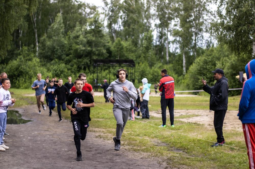 Горы, озёра, кросс: особенности летней подготовки боксёров на Южном Урале