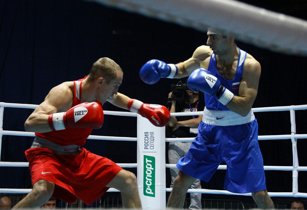 Эдуард Абзалимов вышел в полуфинал чемпионата России в Якутске 