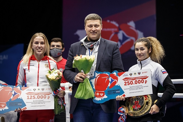 Спортсменки Челябинской области завоевали три медали на чемпионате России по боксу Спортсменки Челябинской области завоевали три медали на чемпионате России по боксу