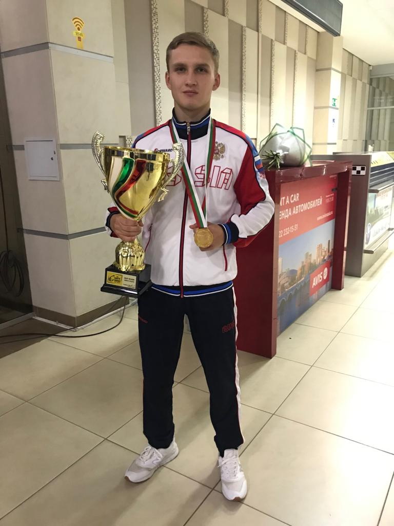 Всеволод Шумков из Челябинска завоевал «золото» юниорского первенства Европы по боксу в Софии