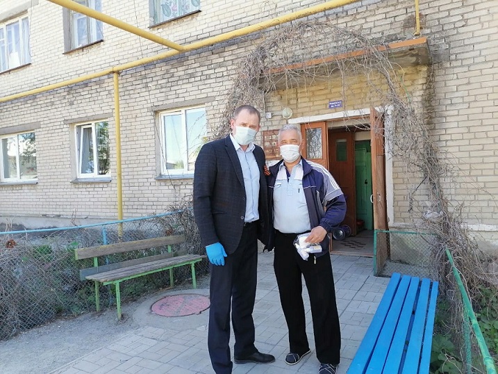 Жители Еткульского муниципального район получили адресную помощь в виде одноразовых масок и дезинфекторов