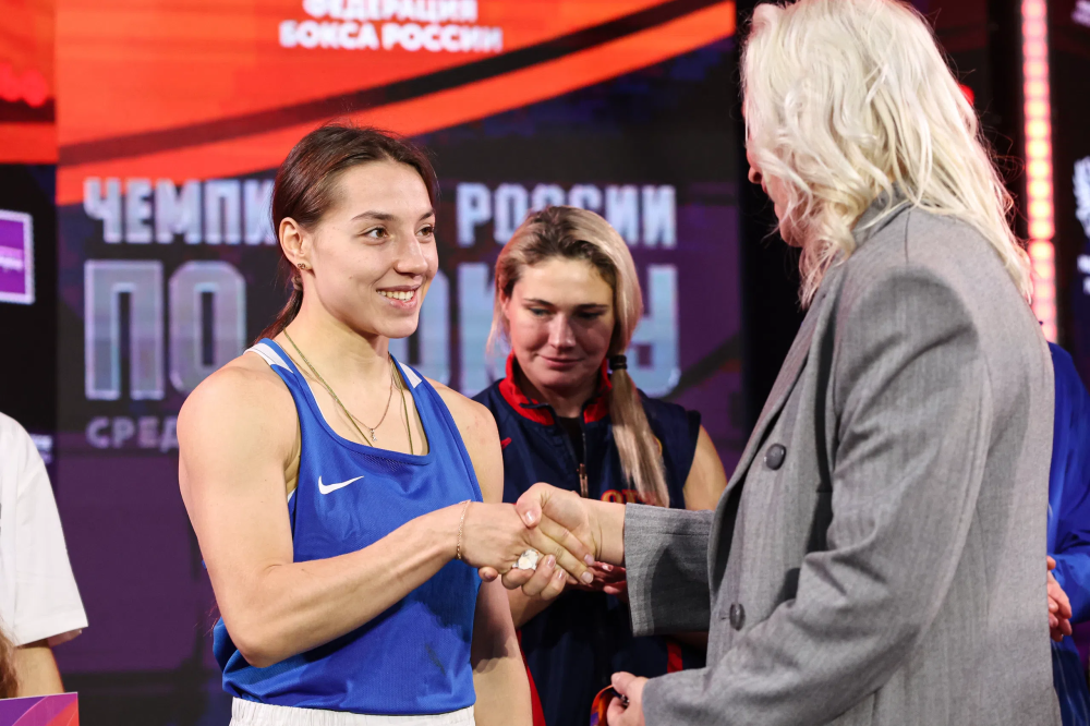 Анастасия Кононова — серебряный призёр чемпионата России по боксу среди женщин
