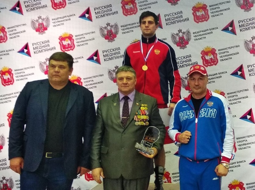 Молодые спортсмены сразились за путевки на чемпионат УрФО по боксу