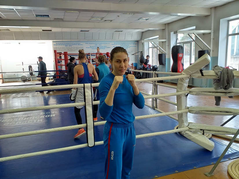 Южноуральские боксеры приступили к подготовке к чемпионату России среди женщин в Кемерово