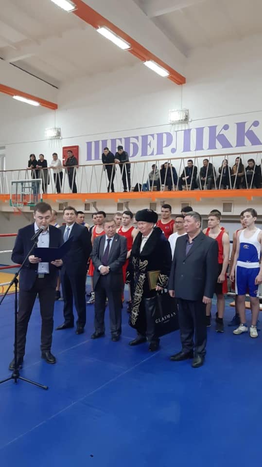 Челябинские боксеры завоевали «золото» и «бронзу» в международном турнире в Казахстане