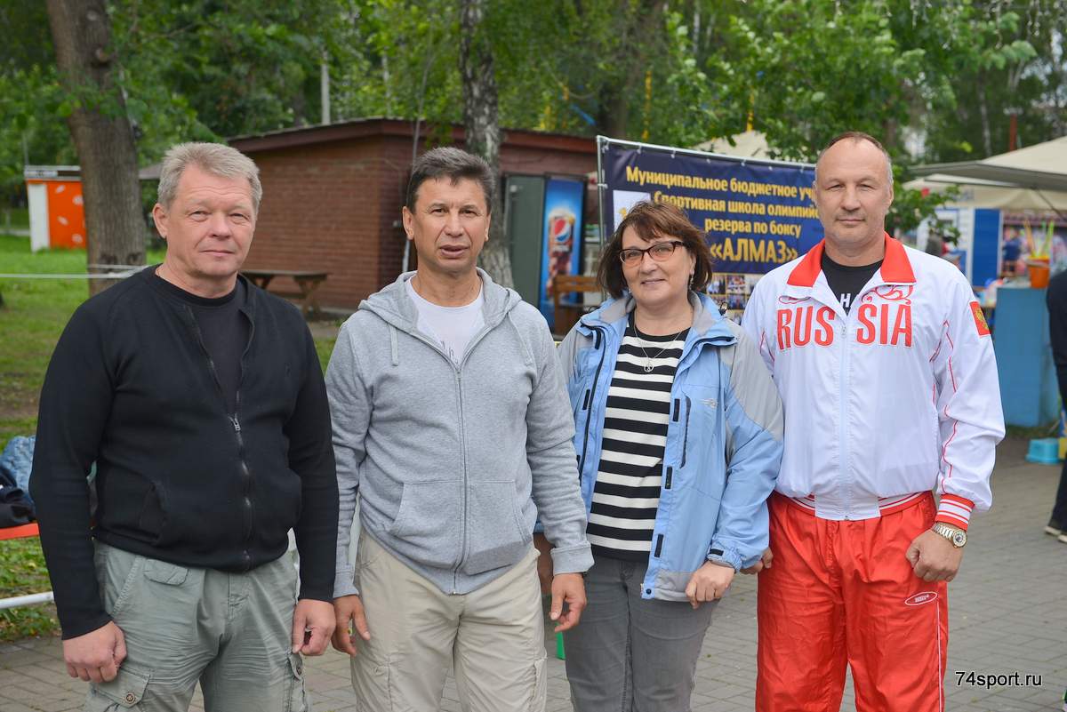 Сегодня отмечает день рождения директор челябинской СШОР по боксу «Алмаз» Владимир Репкин