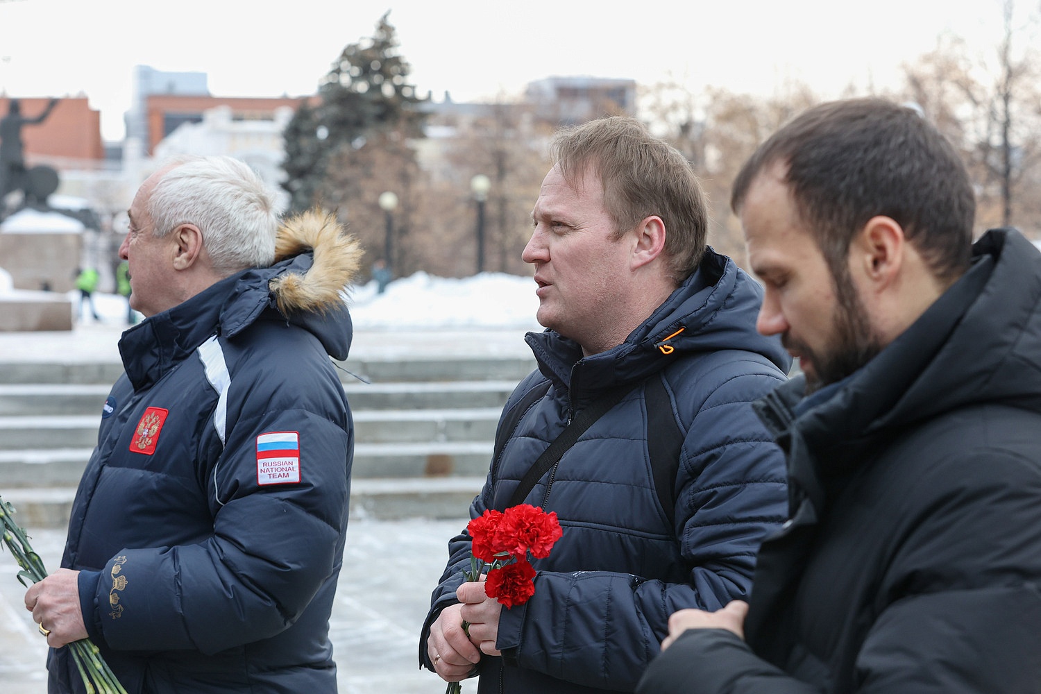 Сборная команды Челябинской области по боксу 23 февраля возложили цветы к вечному огню!