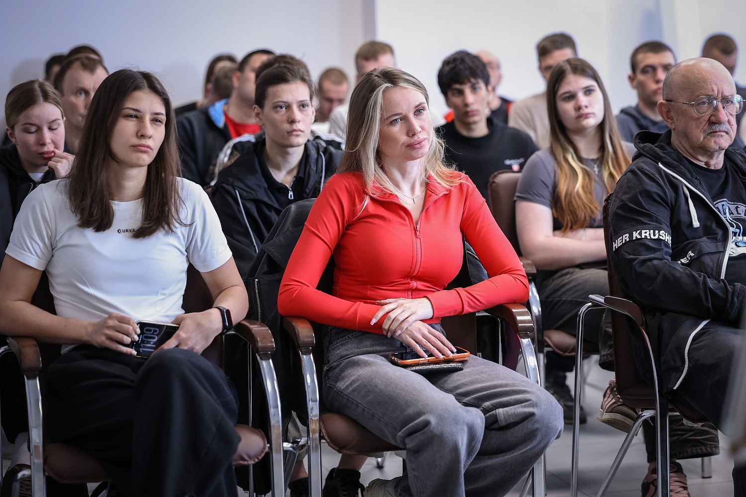 В Челябинске прошла лекция по нутрициологии для сильнейших боксеров и тренеров 
