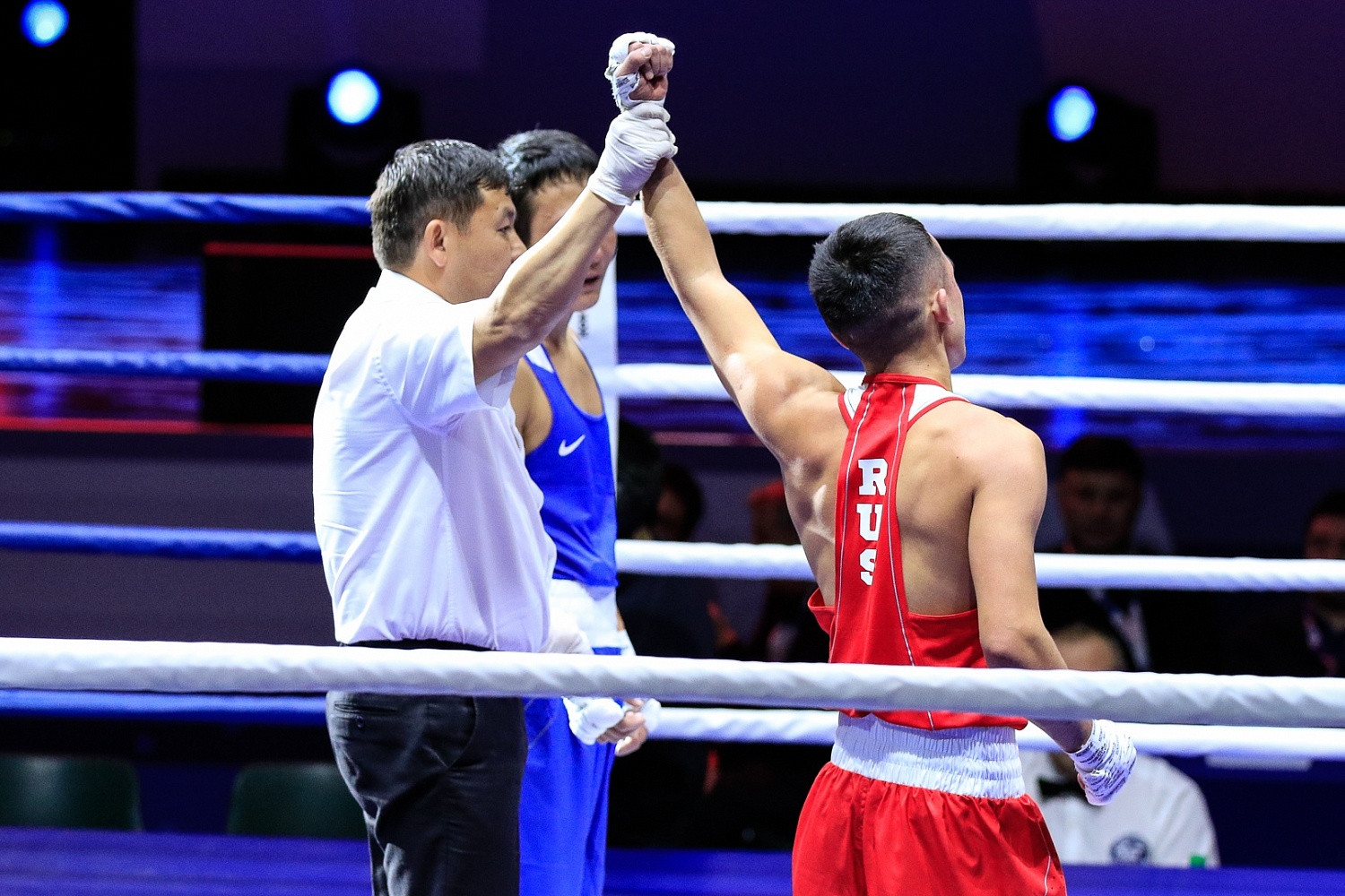 Абзалимов, Шумков и Киселев одержали вторые победы на чемпионате России по боксу в Самаре