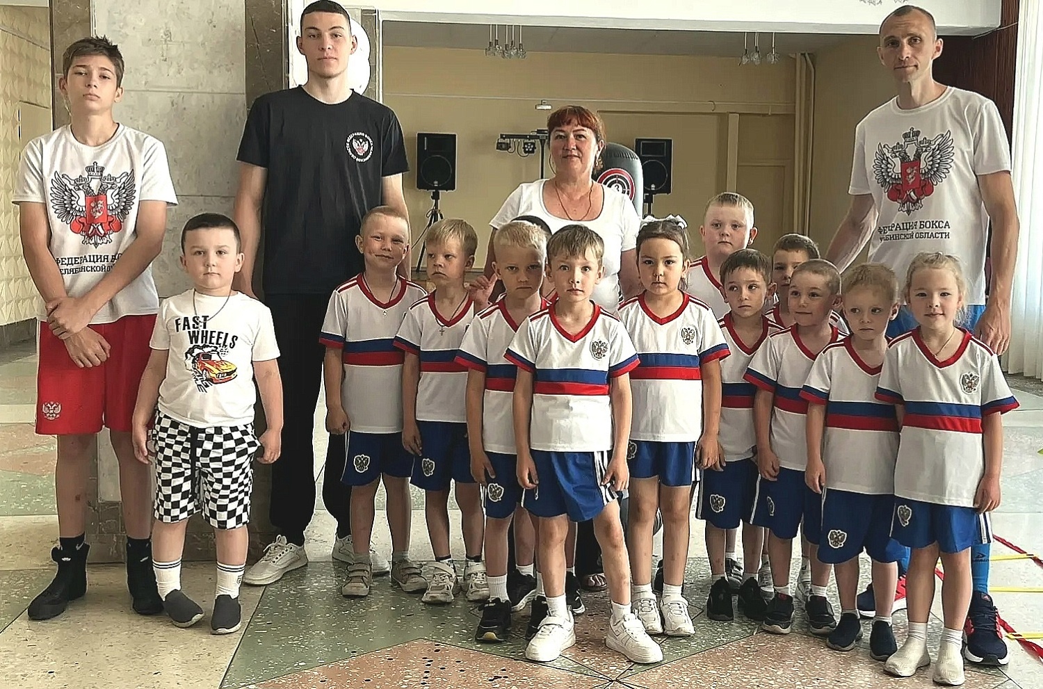  Проект «Бокс в школу» подвел итоги учебного года в Бобровском детском саду "Колосок" 