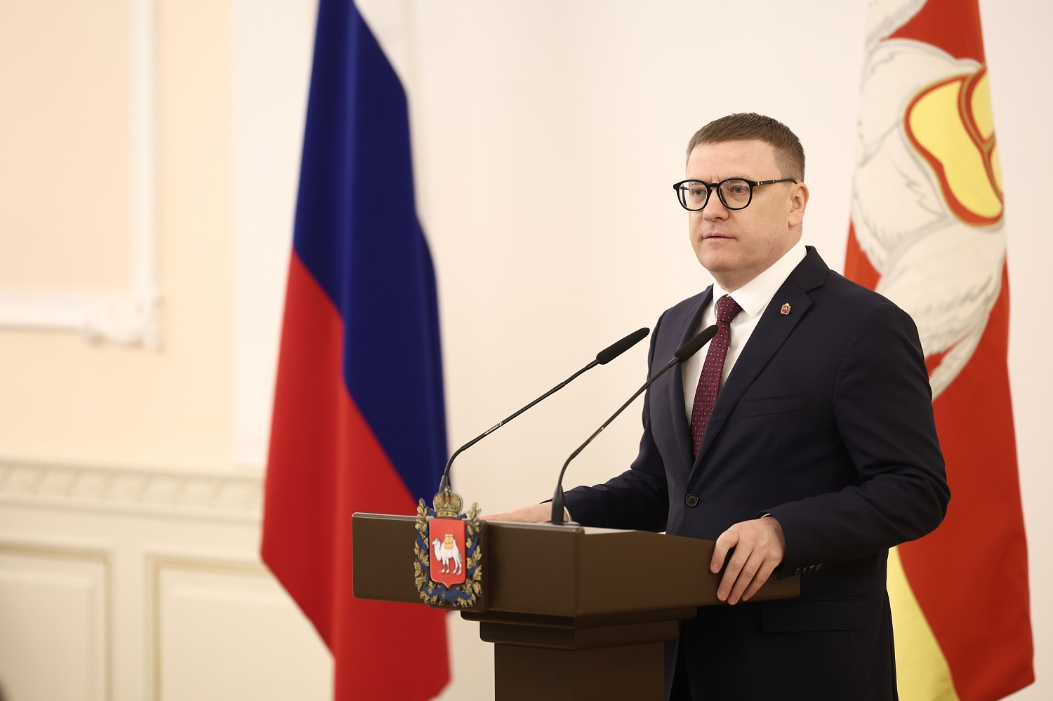 Алексей Текслер вручил награды южноуральским тренерам по боксу