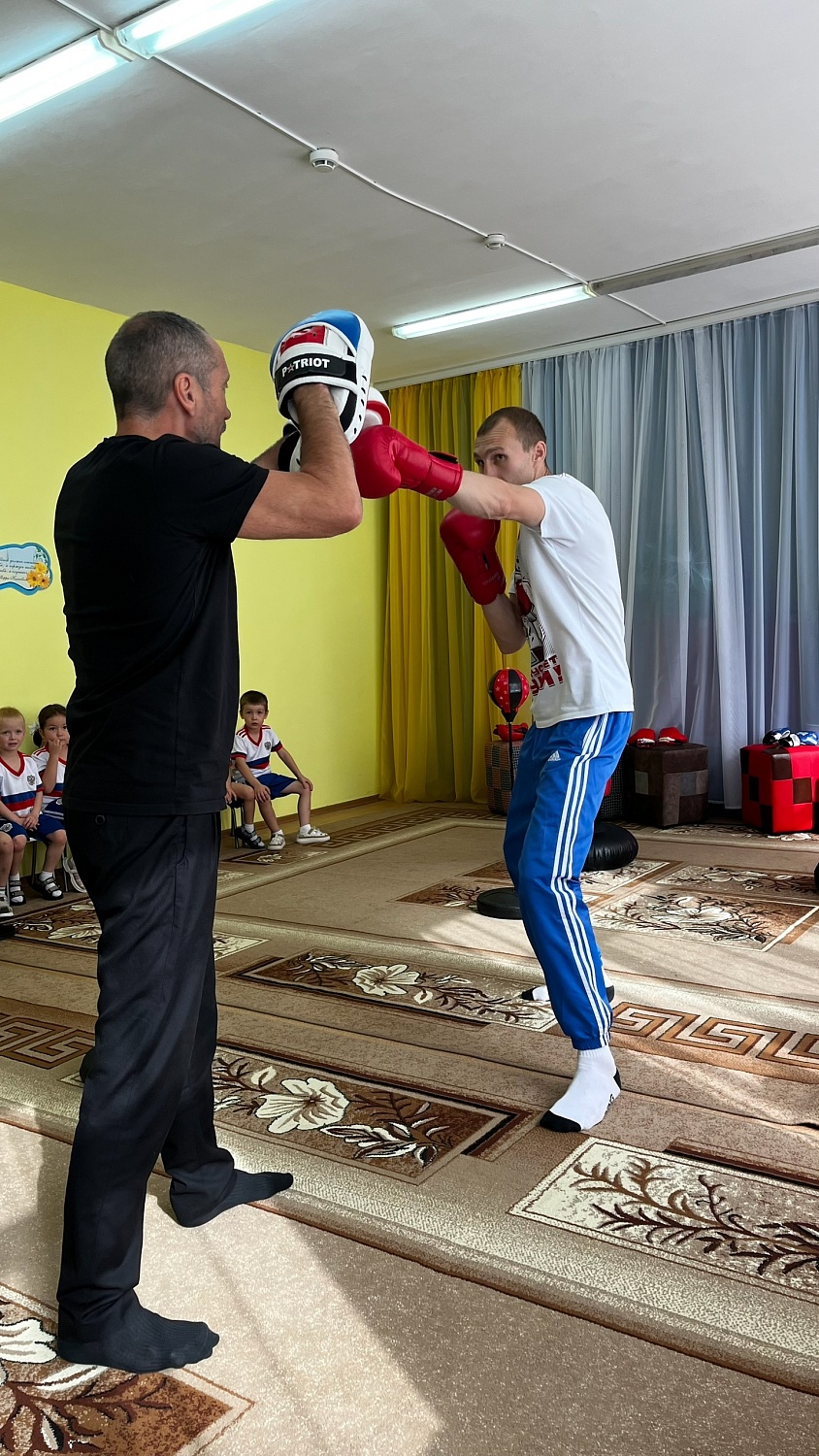 Проект «Бокс в школу» подвел итоги учебного года в Бобровском детском саду "Колосок" 